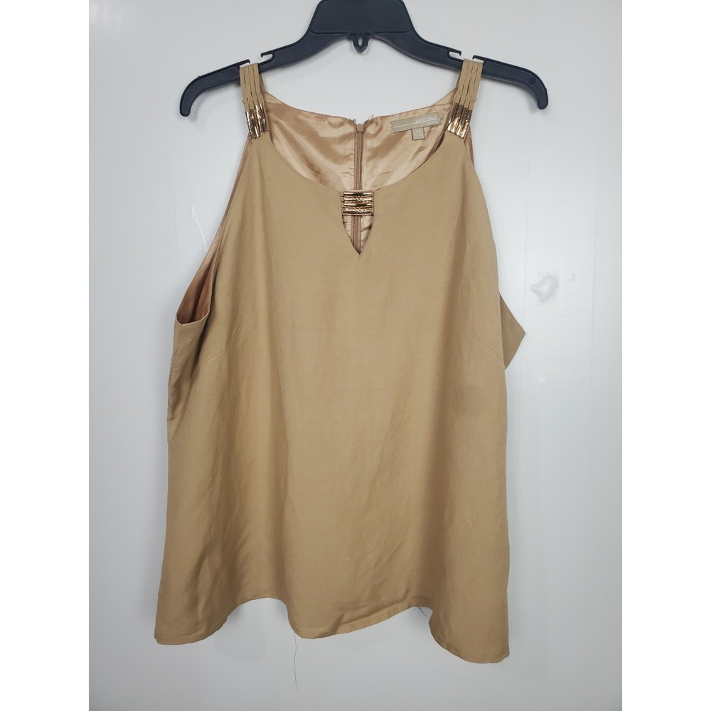 appraisal women's sleeveless beige‎ blouse, size 2XL, with gold glitter details.